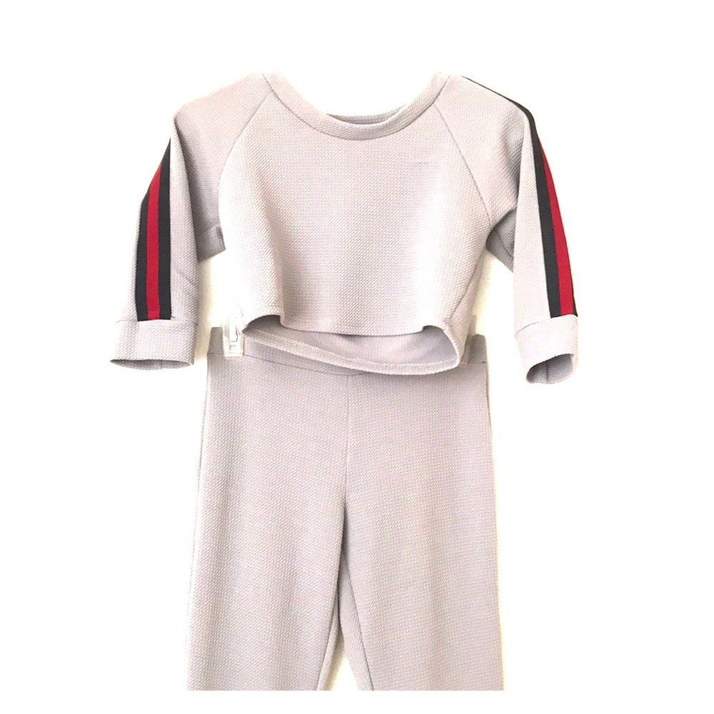 Fashion nova crop top and bottom